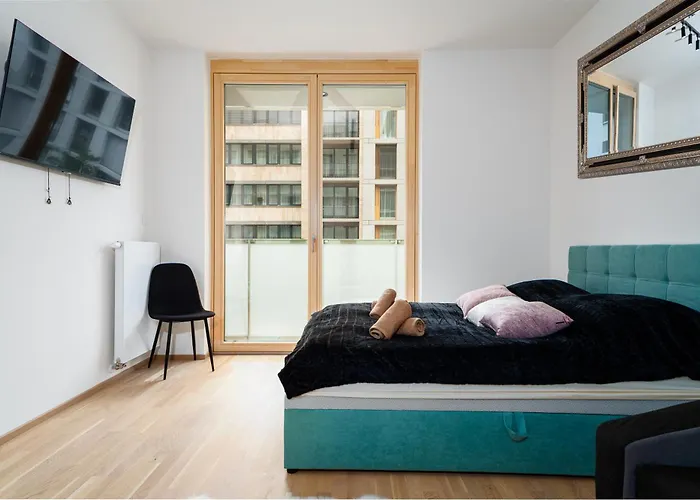 Modern Deluxe *